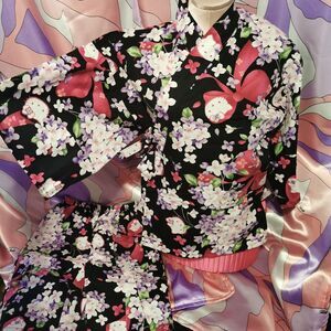 Black Floral Hello Kitty Set Size S Small Top Shorts Cosplay Sleepwear Halloween